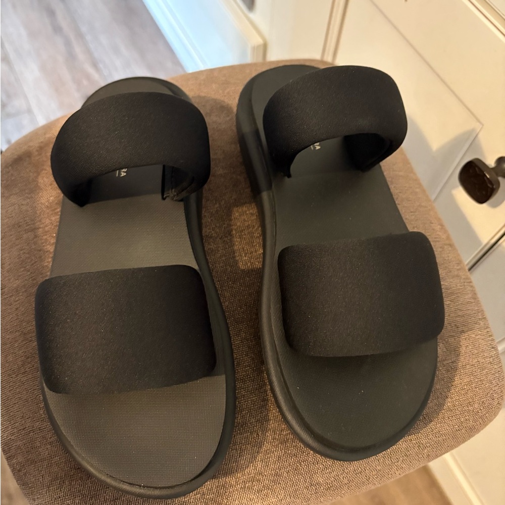 Koolaburra by UGG Slide Sandals - Alane
